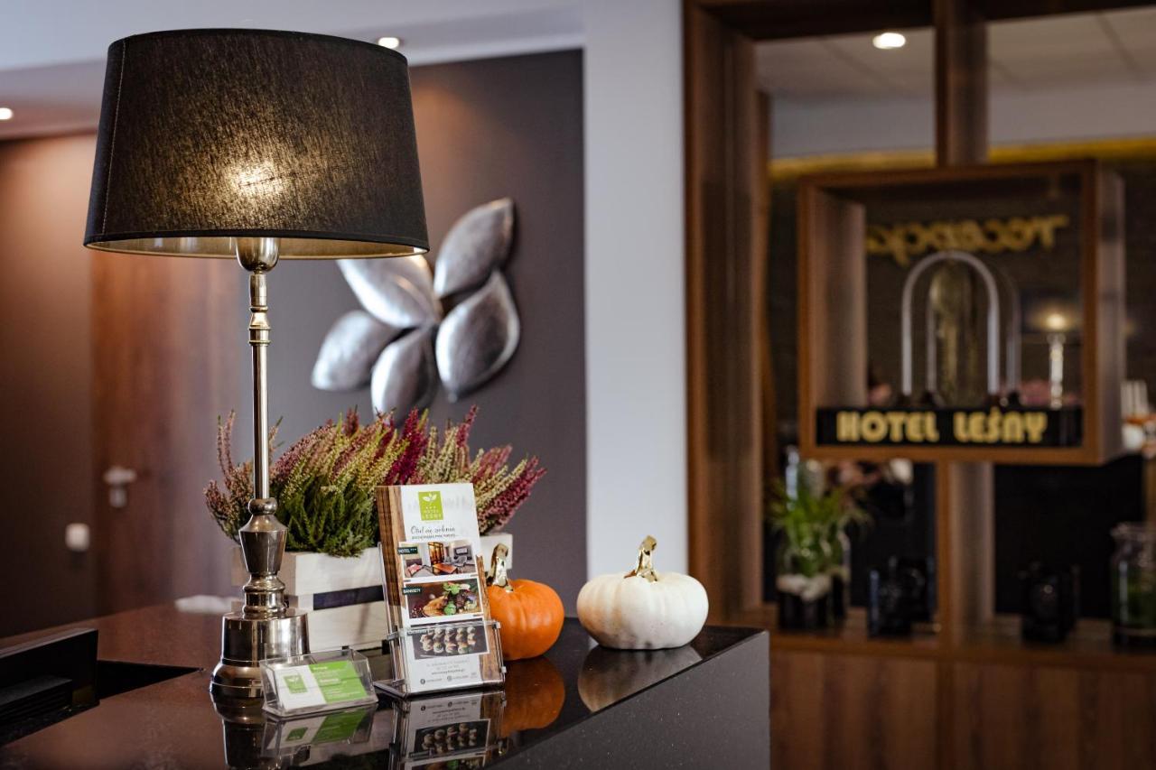Hotel Lesny ビャウィストク エクステリア 写真